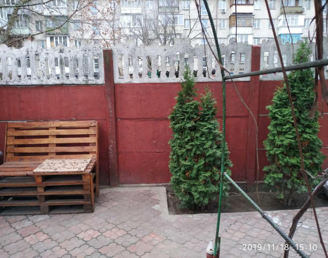 Мини Отель «Positive” เคียฟ ภายนอก รูปภาพ